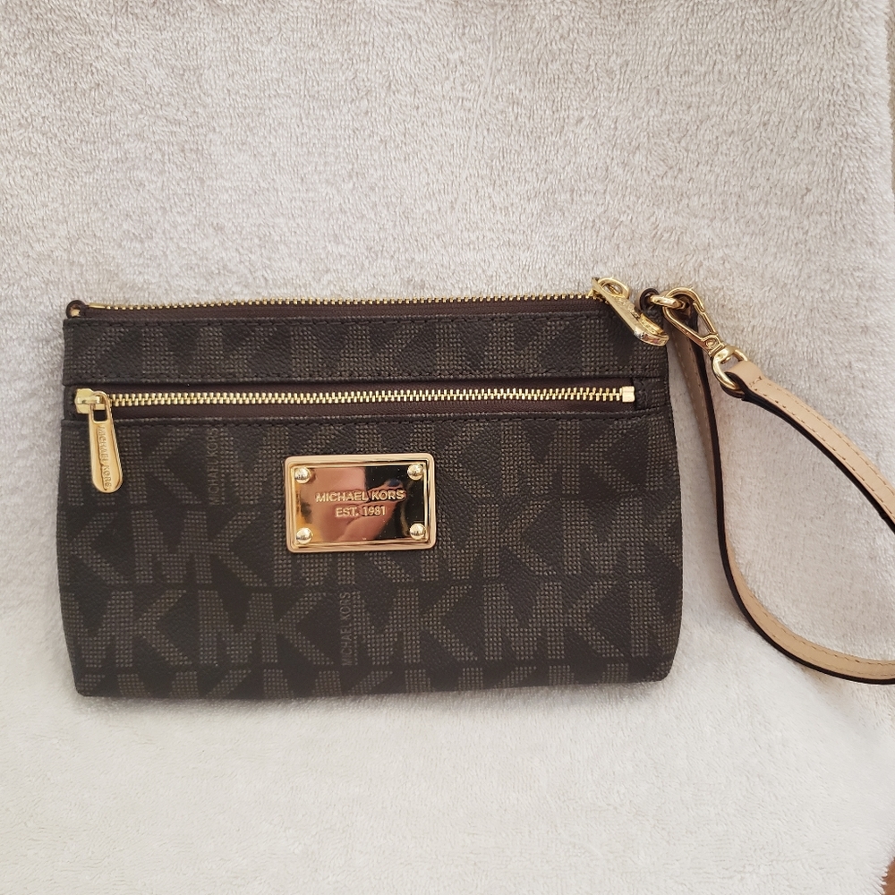 Bags - Picture 3 of 3